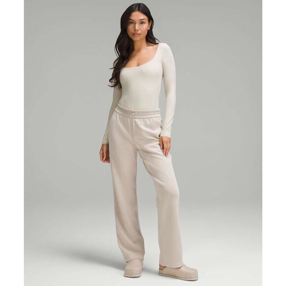Lululemon Wundermost Ultra-Soft Nulu Square-Neck Long-Sleeve Bodysuit LG - Picture 1 of 9